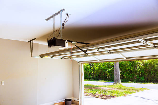 Top rated local Garage Door Panel Replacement specialists in Nacogdoches, TX
